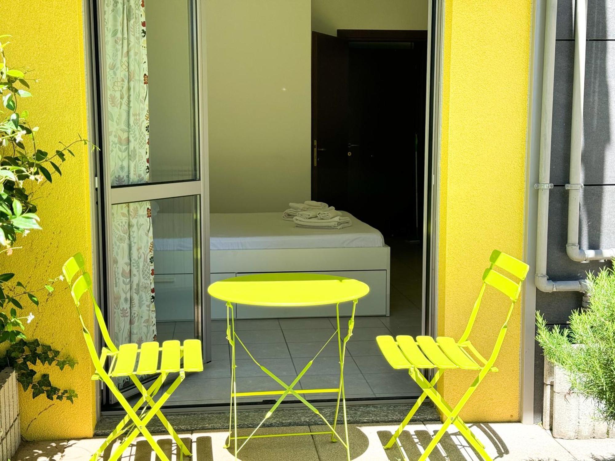 Two-room With Garden And Parking Appartamento Côme